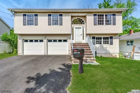 20 N 4th Ave, Manville, NJ 08835
