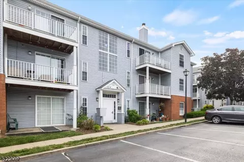 753 Summer Ave, Newark, NJ 07104