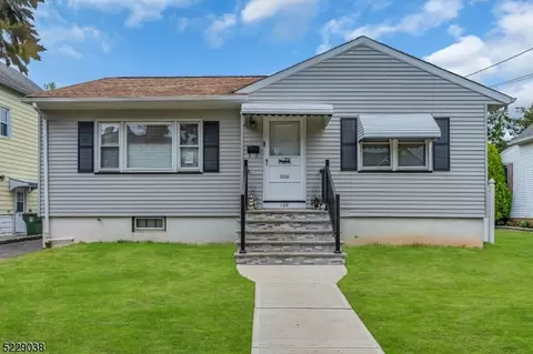129 Liberty St, Linden, NJ 07036