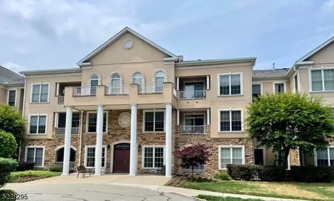 1111 Carter Dr #1111, Rockaway, NJ 07866