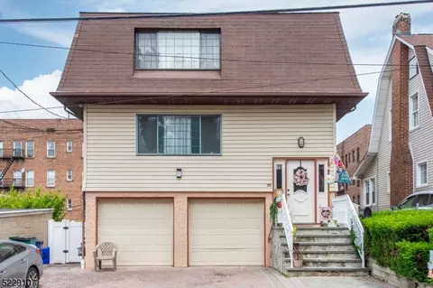 10 Lombard St, Bloomfield, NJ 07003