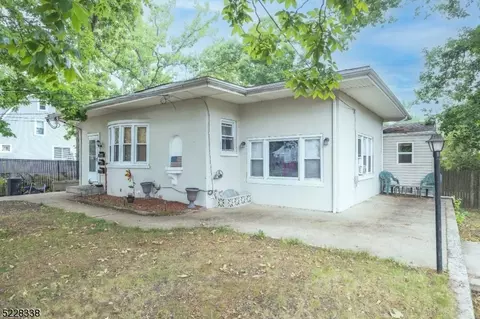 41 Madison Ave, Old Bridge, NJ 08857