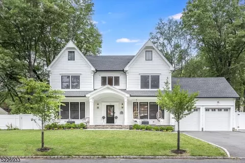 13 Sandy Hill Rd, Westfield, NJ 07090