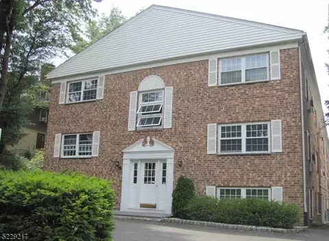 50 Elm St #F, Morristown, NJ 07960
