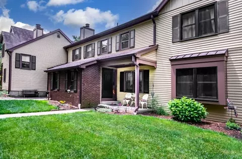 6 Oriole Dr, Hackettstown, NJ 07840