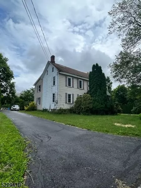 4 Port Colden Rd, Washington, NJ 07882