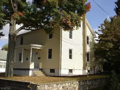 566 Main St, Roxbury Twp, NJ 07850