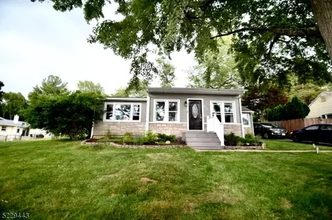 530 Vail Rd, Roxbury Twp, NJ 07850