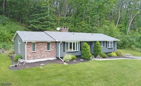 68 Kostenbader Rd, Blairstown, NJ 07825