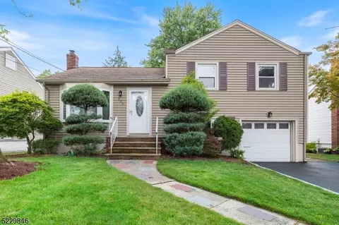 800 Colonial Arms Rd, Union, NJ 07083