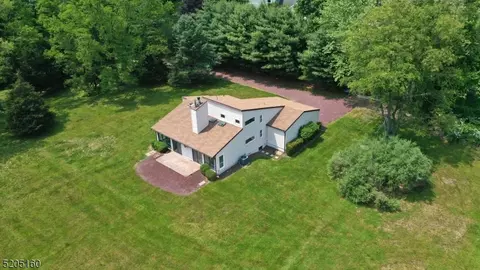 141 Old River Rd, Milford, NJ 08848