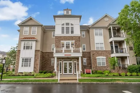 4103 Enclave Cir, Somerset, NJ 08873