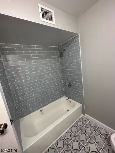 140 Euclid Ave #6C, Hackensack, NJ 07601 photo 16