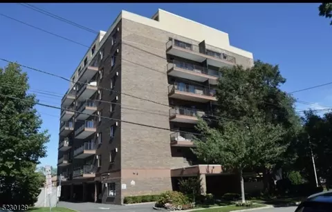 140 Euclid Ave #6C, Hackensack, NJ 07601