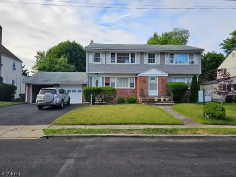 89 Tulip St, Bergenfield, NJ 07621
