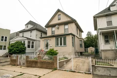 54 Seaview Ave, Jersey City, NJ 07305