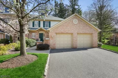 13 Chadwell Pl, Morristown, NJ 07960