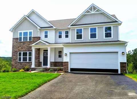 12 Troy Ln, Roxbury Twp, NJ 07850
