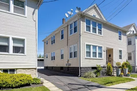 522 Willow Ave, Garwood, NJ 07027