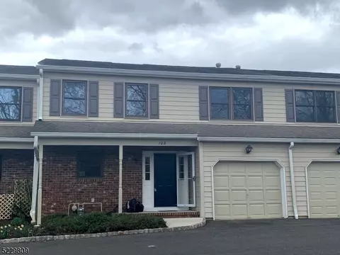 108 Sunrise Dr, Long Hill, NJ 07933