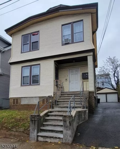109 Huntington Ter, Newark, NJ 07112