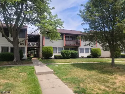 4 Avon Drive, East Windsor Twp., NJ 08520