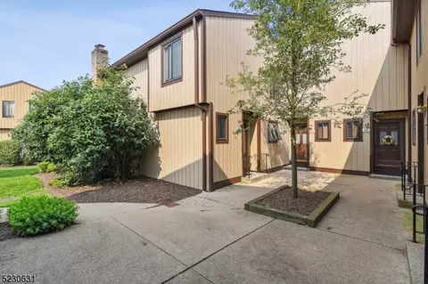38 Park St UNIT 20F, Florham Park, NJ 07932