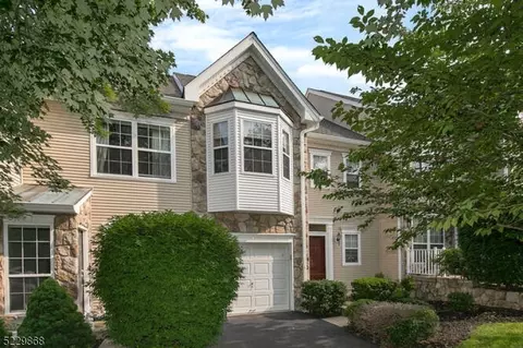 1 Charleston Ct, Bernards, NJ 07920