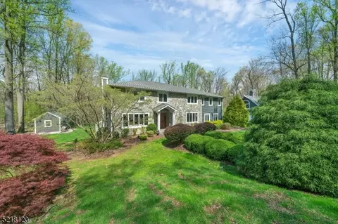 230 E Mill Rd, Washington Twp, NJ 07853