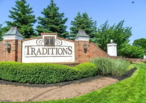 511 Coppola Dr #511, South Plainfield, NJ 07080
