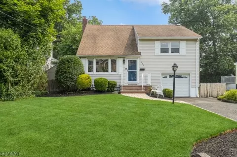 1023 Columbus Ave, Westfield, NJ 07090