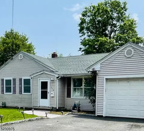 512 Conant St, Hillside, NJ 07205