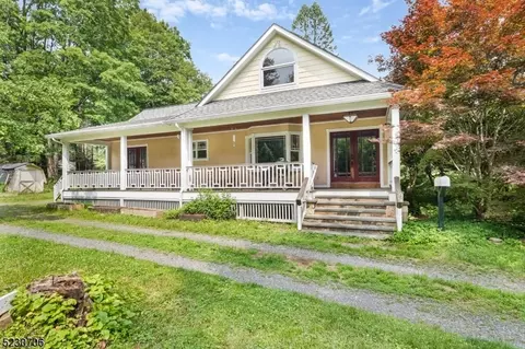 16 Halstead Rd, Mendham Boro, NJ 07945