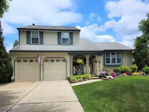 12 Boothby Dr, Mount Laurel Twp, NJ 08054