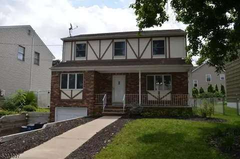 24 3rd Ave, Roseland, NJ 07068