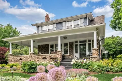 284 Wyckoff Ave, Wyckoff, NJ 07481