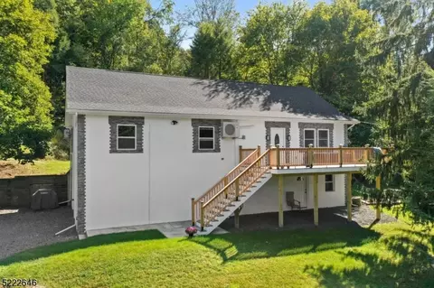 167 Philhower Ave, Califon, NJ 07830