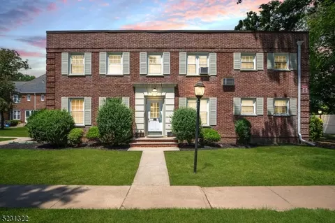 45 Parkway Vlg #45C, Cranford, NJ 07016