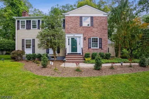45 Keats Rd, Millburn Twp, NJ 07078