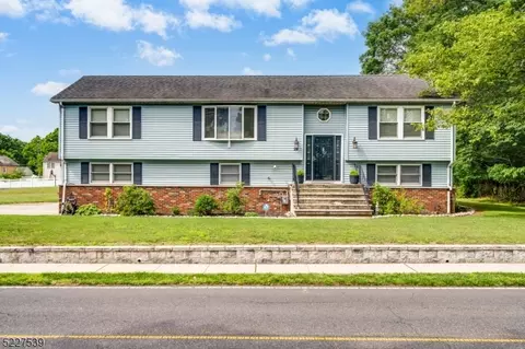24 Belmar St, Franklin Twp, NJ 08873