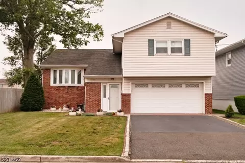 1105 Fedirko Ct, Linden, NJ 07036