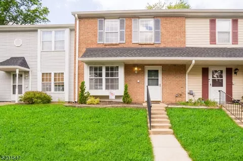 32 Morgan Pl, East Brunswick, NJ 08816
