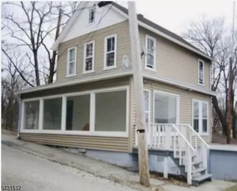 10 Harrison St #3, Sussex Boro, NJ 07461