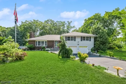 27 Messler St, East Brunswick, NJ 08816