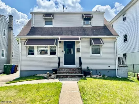 1118 Middlesex St, Linden, NJ 07036