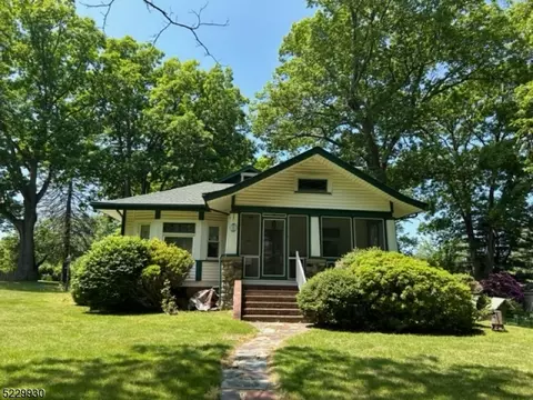 17 Old Budd Lake Rd, Mount Olive, NJ 07828