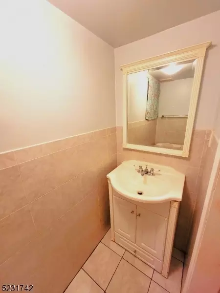 443 Parker Ave, Hackensack, NJ 07601 photo 19