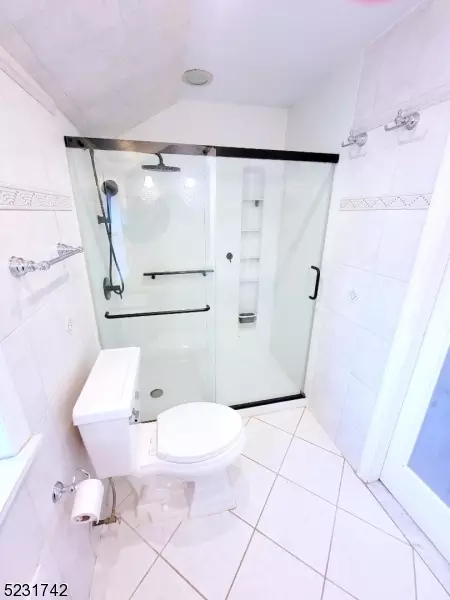 443 Parker Ave, Hackensack, NJ 07601 photo 14
