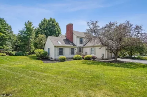 7 Gelsey Ln, Basking Ridge, NJ 07920