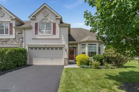 44 Sylvia St, Phillipsburg, NJ 08865